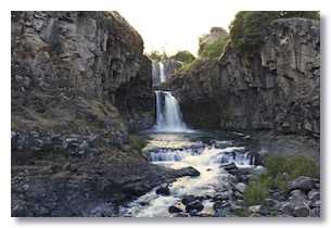 mountain-waterfall-picture-305-SBI-300363400